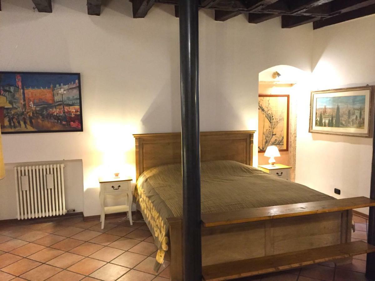 Casa Al Teatro Apartment Верона Екстериор снимка